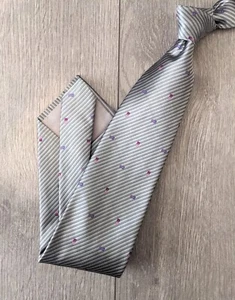 Men’s 100% Silk Tie Silver Stripe With Pink & Blue Geometric Pattern - Picture 1 of 2