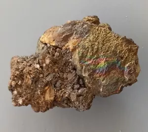 IRISIERENDER GOETHIT (GOE17/2) Mineral aus Steinbruch San Valentin, Spanien - Bild 1 von 6