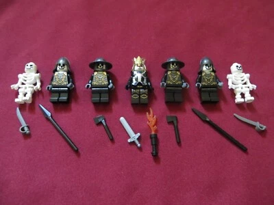 LEGO Castle Kingdoms Knights / Soldiers Minifigures Lot. - Image 1 of 2