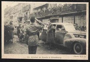 1945 -- LE GENERAL DE GAULLE A STRASBOURG. 4C324 - Bild 1 von 1