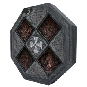 Resident Evil VIII Replica House Crest Set - Bild 1 von 1
