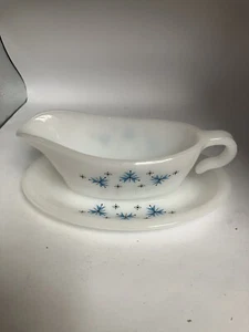 Phoenix OpL Ware Gravy Boat And Plate - Picture 1 of 4