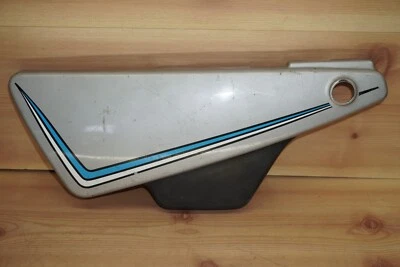 Yamaha XJ650R XJ650 XJ 650 1982 Seca cubierta de panel lateral izquierdo 4K0-21711-00-20 Foto 1 de 4