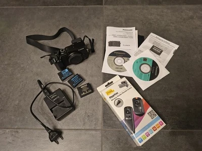 Panasonic Lumix DMC-GX8 20,3MP Digitalkamera - Schwarz (Nur Gehäuse) - Bild 1 von 4