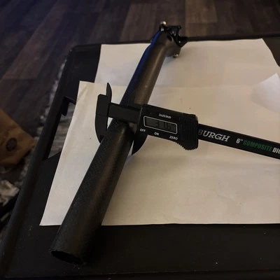 Unbranded Carbon Fiber Seatpost 31.6mm X 400mm Vintage Road/Mountain Bike - Image 1 of 4