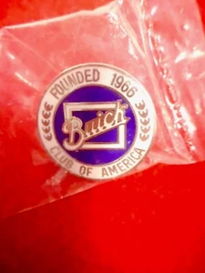 VINTAGE BUICK CLUB OF AMERICA HAT / PINBACK - Picture 1 of 1