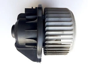 Jaguar Heizungsgebläsemotor mit Gebläse MF016070-05811 aus XJ8 X350 4.2l SE - Bild 1 von 5