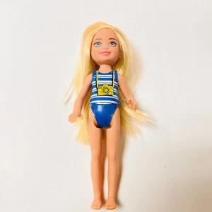 ⭐️Costume da bagno Barbie Chelsea’s Club bambola e gioco carnevale 2020 SOSTITUZIONE fotocamera - Foto 1 di 4