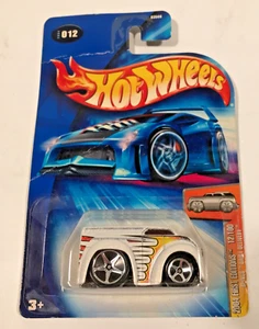 2004 Hot Wheels Dairy Delivery Blings White 1:64 Scale Chrome Wheels NIP - Picture 1 of 5