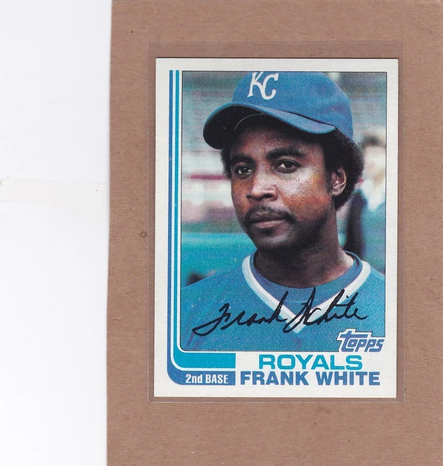 1982 TOPPS BASEBALL FRANK WHITE #645 ROYALS NM/NM+ *E454 - Image 1 of 1