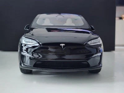 1:18 Tesla Model X Plaid Black EV Dealer Edition Diecast - Image 1 of 4