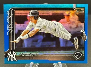 2025 Topps Serie 1 - Anthony Volpe #35 Arcobaleno Blu /150 - Foto 1 di 2