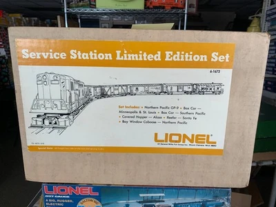 1976 LIONEL SEALED #1672 SERVICE STATION NORTHERN PACIFIC SET  FREE SHIPPING - Image 1 of 4