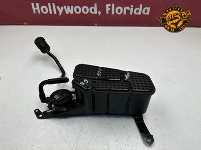 Audi A4 A5 S4 S5 RS5 2018-2025 bote de vapor de carbón de combustible 8W0201801M OEM 22 km Foto 1 de 4