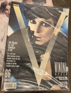 V Magazin #86 Winter 2013/14 Winona Ryder, M.I.A. Goes Glam, Cindy Crawford - Bild 1 von 2