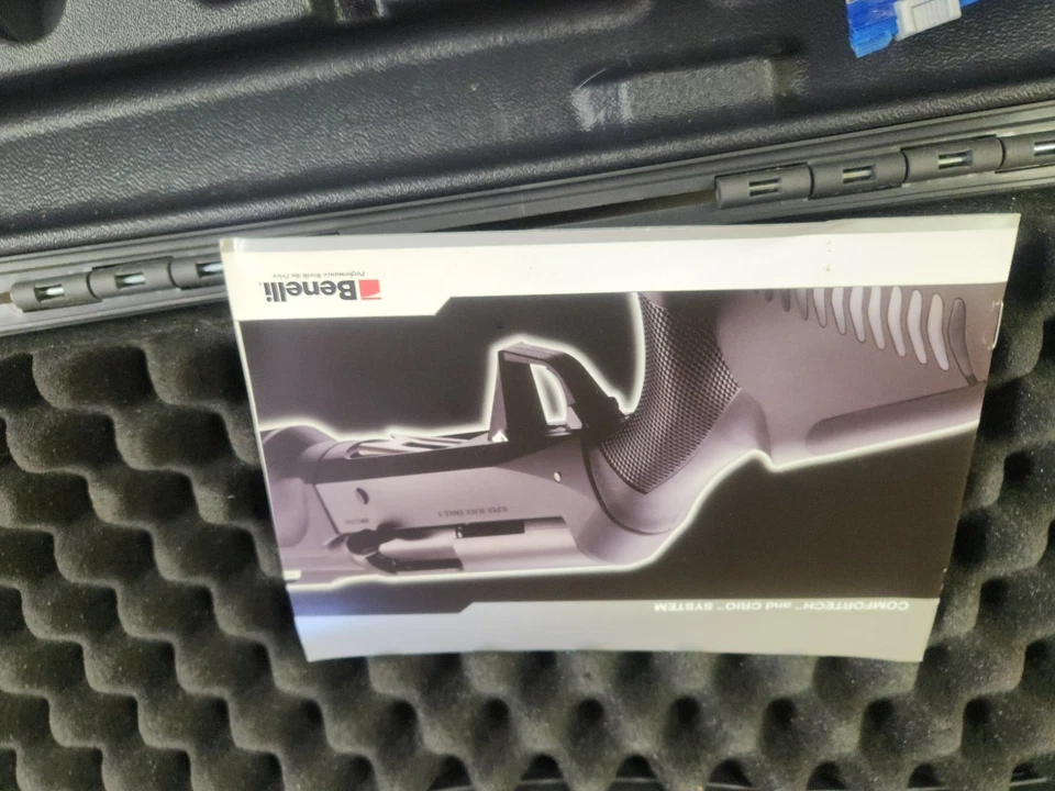 Estojo rígido Benelli Gun apenas para Sbe II-CASE. NÃO HÁ ARMA. SEM ACESSÓRIOS.  - Imagem 1 de 3