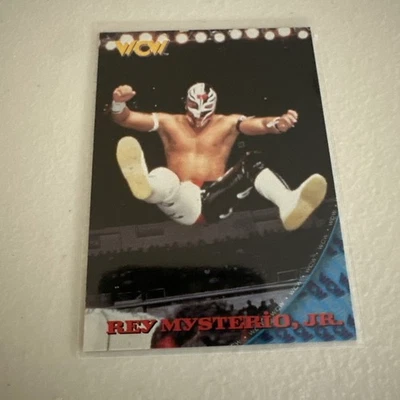 Tarjeta de lucha libre Topps WCW Rey Mysterio Jr #32 RC 1998 novato casi nueva-como nueva nWo WWE WWF Foto 1 de 2