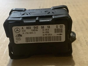 06-07 MERCEDES C230 CLK550 CLK350 W209 YAW Turn Rate Sensor  - Picture 1 of 6