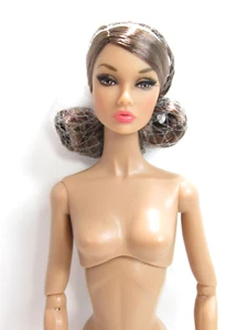 IT'S MY PARTY POPPY PARKER NUDE WITH STAND & COA INTEGRITY TOYS - Bild 1 von 6