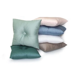 Cuscino Arredo Casa Rasatello LIUJO Bottone FITTED LIU JO Logo LJ Strass 40x40 - Foto 1 di 13