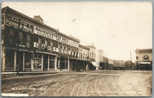 WINCHESTER IL WEST SIDE of SQUARE ANTIQUE REAL PHOTO POSTCARD RPPC - Picture 1 of 2
