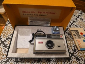 KODAK INSTAMATIC 154 FILMKAMERA VINTAGE Originalkarton. Ungetestet - Bild 1 von 12