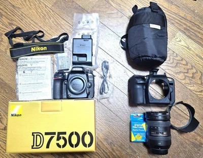 Nikon D7500 Camera with 18-200mm Lens 105731 - Image 1 of 4