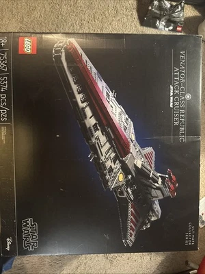 Lego Star Wars: Venator-Class Republic Attack Cruiser (75367) lacrado  - Imagem 1 de 2