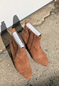 Stivali donna Vince Camuto marroni tinta unita ecopelle scamosciata midi tacco a blocco 5,5 - Foto 1 di 4