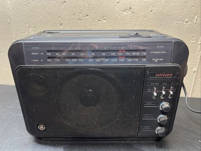 General Electric Superadio Largo Alcance AM/FM GE Super Radio Funciona Foto 1 de 4