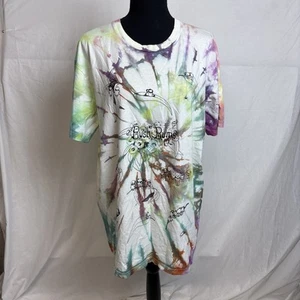 RARE Romance Was Born May Gibbs Graphic Tshirt Bush Bums Size Large 2020 Palsy - Picture 1 of 2