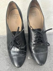 Ladies Size 41 (9.5 Aus) Ziera Refined Comfort Black Leather Lace Up Heels. - Picture 1 of 3