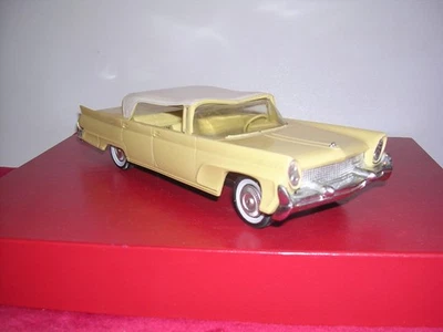 МАСШТАБ 1/25 «58» ЛИНКОЛЬН КОНТИНЕНТАЛЬНЫЙ AMT ЖЕЛТЫЙ/БЕЛЫЙ ОЧЕНЬ ЧИСТЫЙ  - Изображение 1 из 4