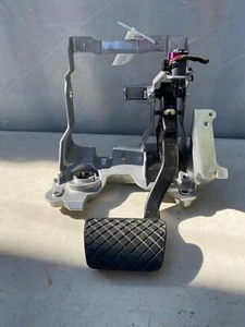 2011 AUDI Q5 Brake Stop Foot Pedal Arm w/ Bracket Floor Assembly Utility OEM - Picture 1 of 17