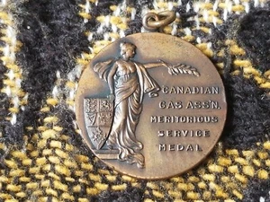 Canadian Gas Association Meritorious Service Medal - Picture 1 of 5