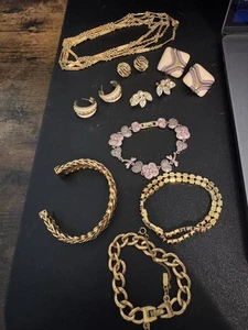 Vintage Monet Schmuck Konvolut große Auswahl 13 Teile alle signiert - Bild 1 von 9