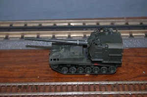 Roco HO Scale DBGM Military Tank - Picture 1 of 5