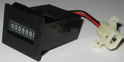 Contador compacto electromecánico de 7 dígitos KEP E760 con enchufe - 12 V CC - 10 CPS Foto 1 de 4