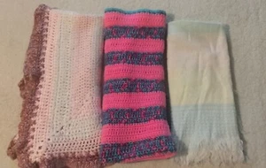 Lot Of 3 Small Blankets.1 Baby Blanket And 2 Crochet - Picture 1 of 13