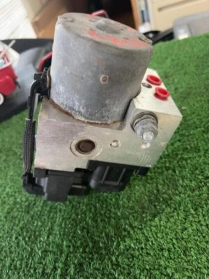 Pontiac Torrent 2006 AWD ABS conjunto de módulo de bomba de freno antibloqueo AWD OEM Foto 1 de 4