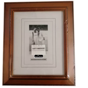 Wooden A4 Timber Photo Certificate Picture Frame Wall Hang /standing GLASS FRONT - Picture 1 of 7