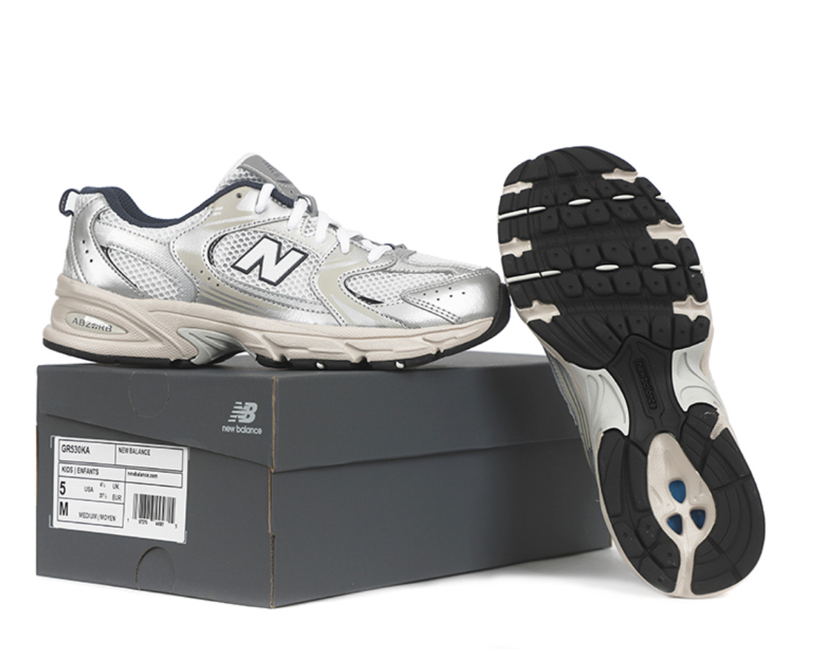New Balance GR530KAシルバー 24cm New Balance GR530KAシルバー 24cm - メルカリ