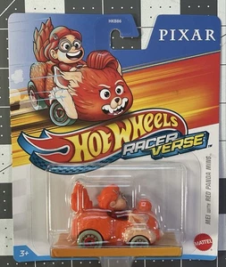 Nuevo en caja Hot Wheels Racer Verse Disney Turning Red Mei con Red Panda Mei Diecast 1:64 - Imagen 1 de 2