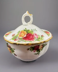 Vintage Royal Albert Old Country Roses Lidded Powder Bowl  / Candy Bowl Gold - Picture 1 of 11