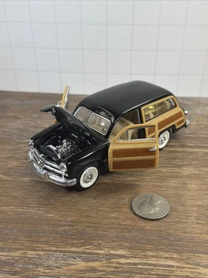 Solido 1949 FORD WOODY WAGON SCALE DIECAST CAR 1/38 Ss5737 - Image 1 of 4