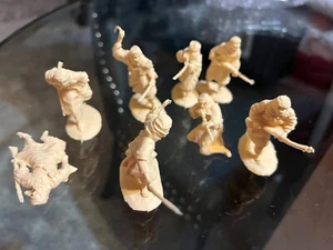 Conte Collectibles ARAB Toy Soldiers Arabs Tuaregs Plastic Figures 54mm Set of 8 - Picture 1 of 4