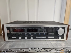 Receptor estéreo AM/FM digital sintetizado realista STA-2600 - REPARADO/PROBADO - Imagen 1 de 12