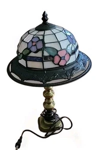 VTG 18" Tiffany Style Lamp,Table Desk Lamp,brass Stand, Electric,Floral,works - Picture 1 of 6