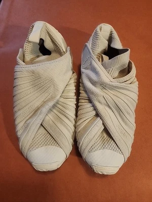 Zapatos Vibram Furoshiki EcoFree Talla 9-9.5 EE. UU. (20WEB03) Foto 1 de 4