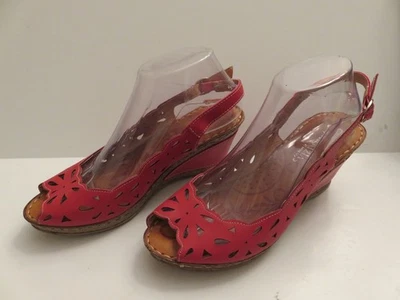 Patrizia by Spring Step Sandals Perforated Floral Red Wedge Women's Sz 40/9-9.5 - Image 1 of 4
